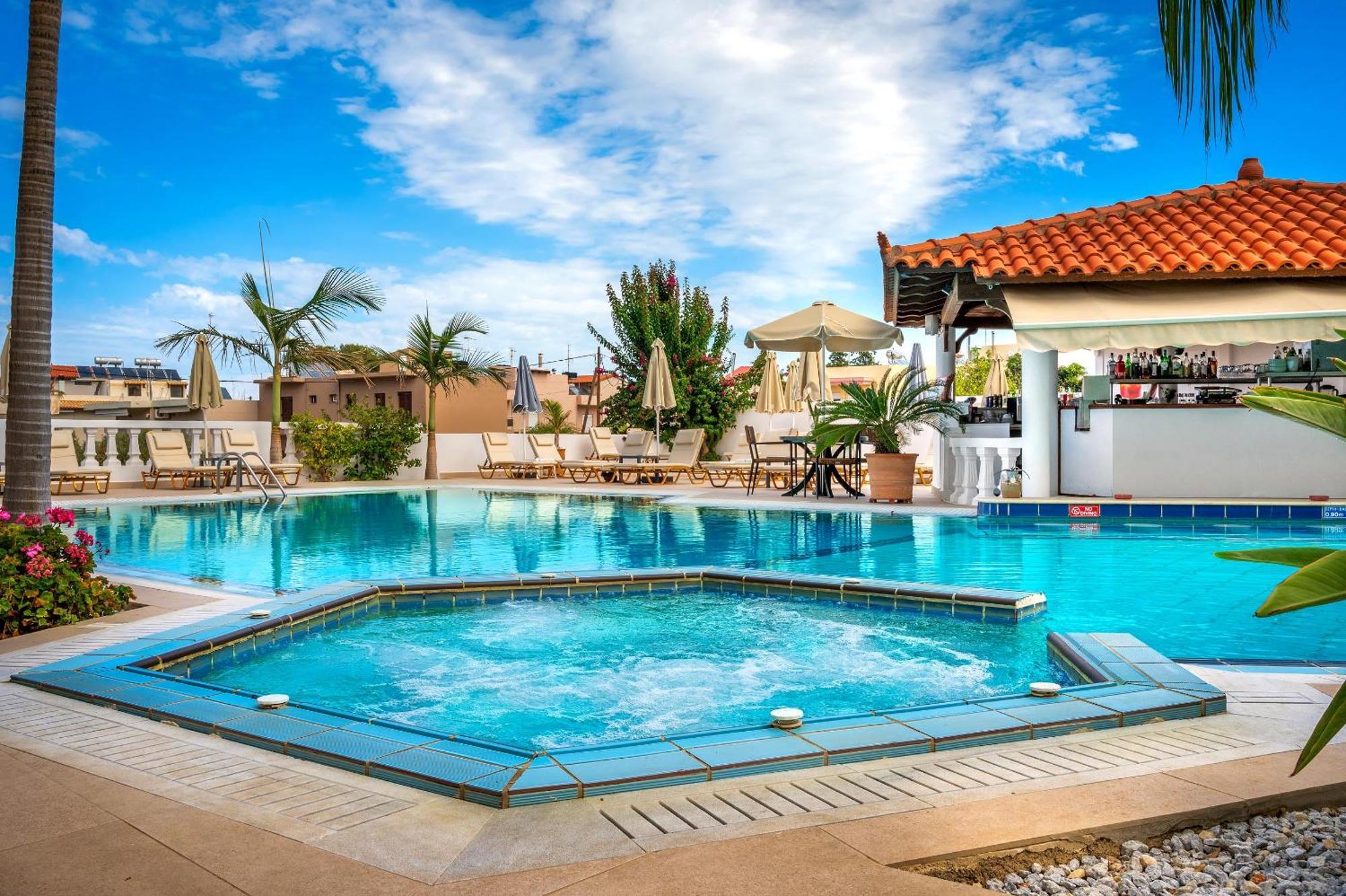 Malia Mare Hotel Bagian luar foto