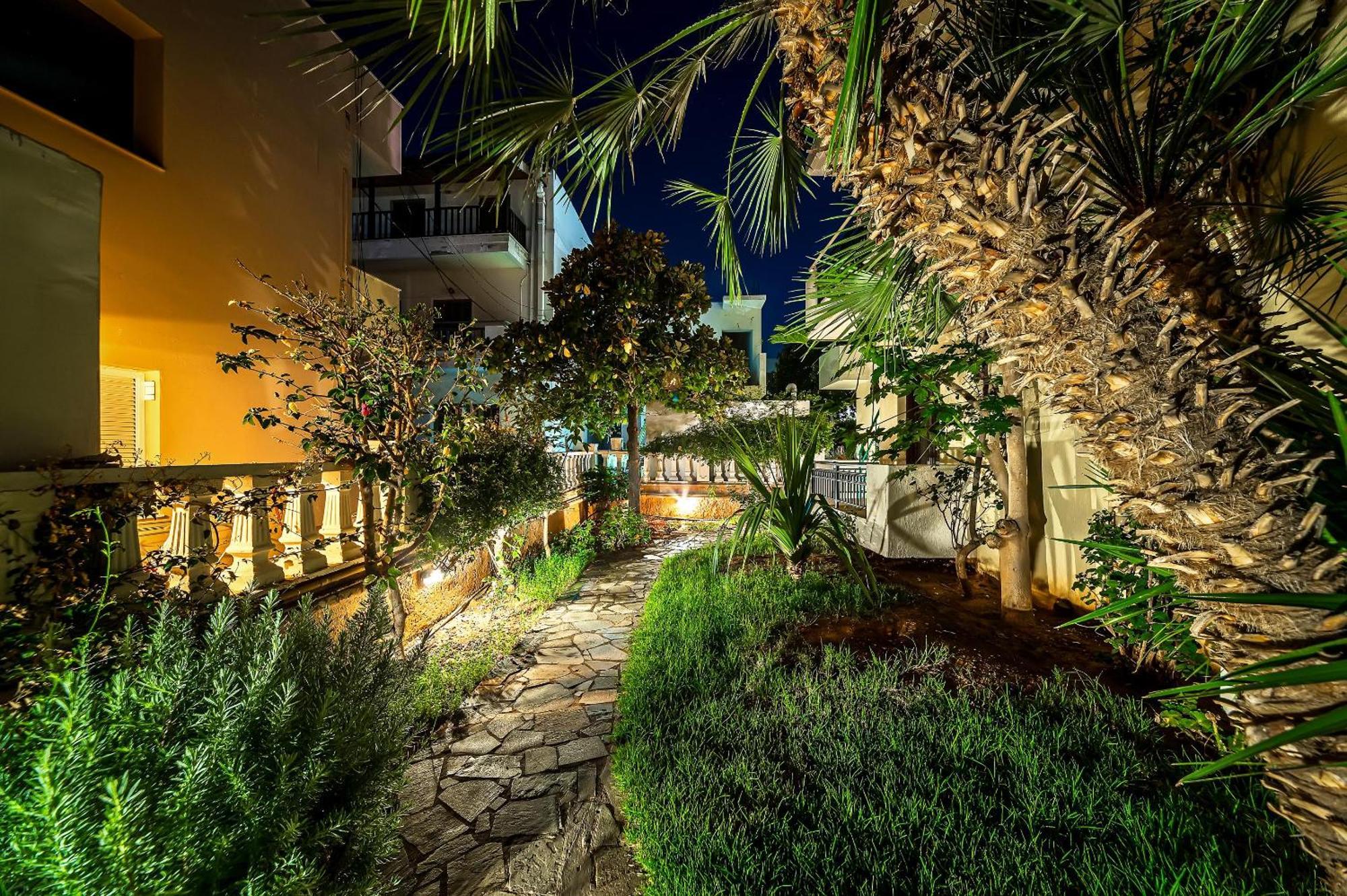 Malia Mare Hotel Bagian luar foto