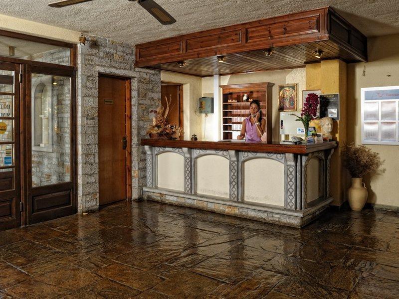Malia Mare Hotel Bagian luar foto