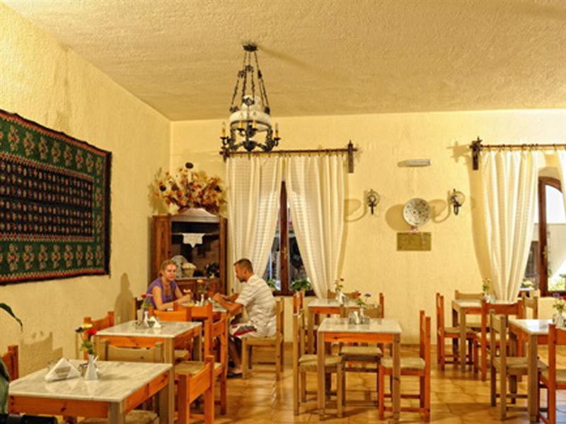 Malia Mare Hotel Bagian luar foto