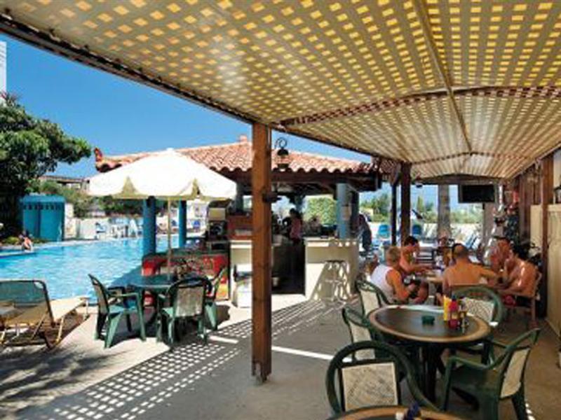 Malia Mare Hotel Bagian luar foto