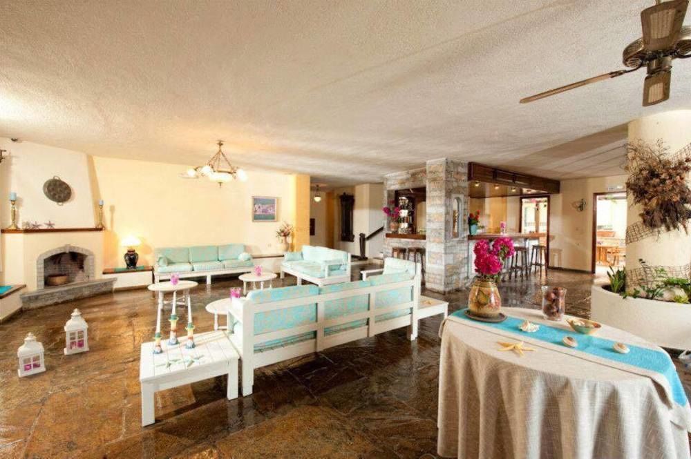 Malia Mare Hotel Bagian luar foto