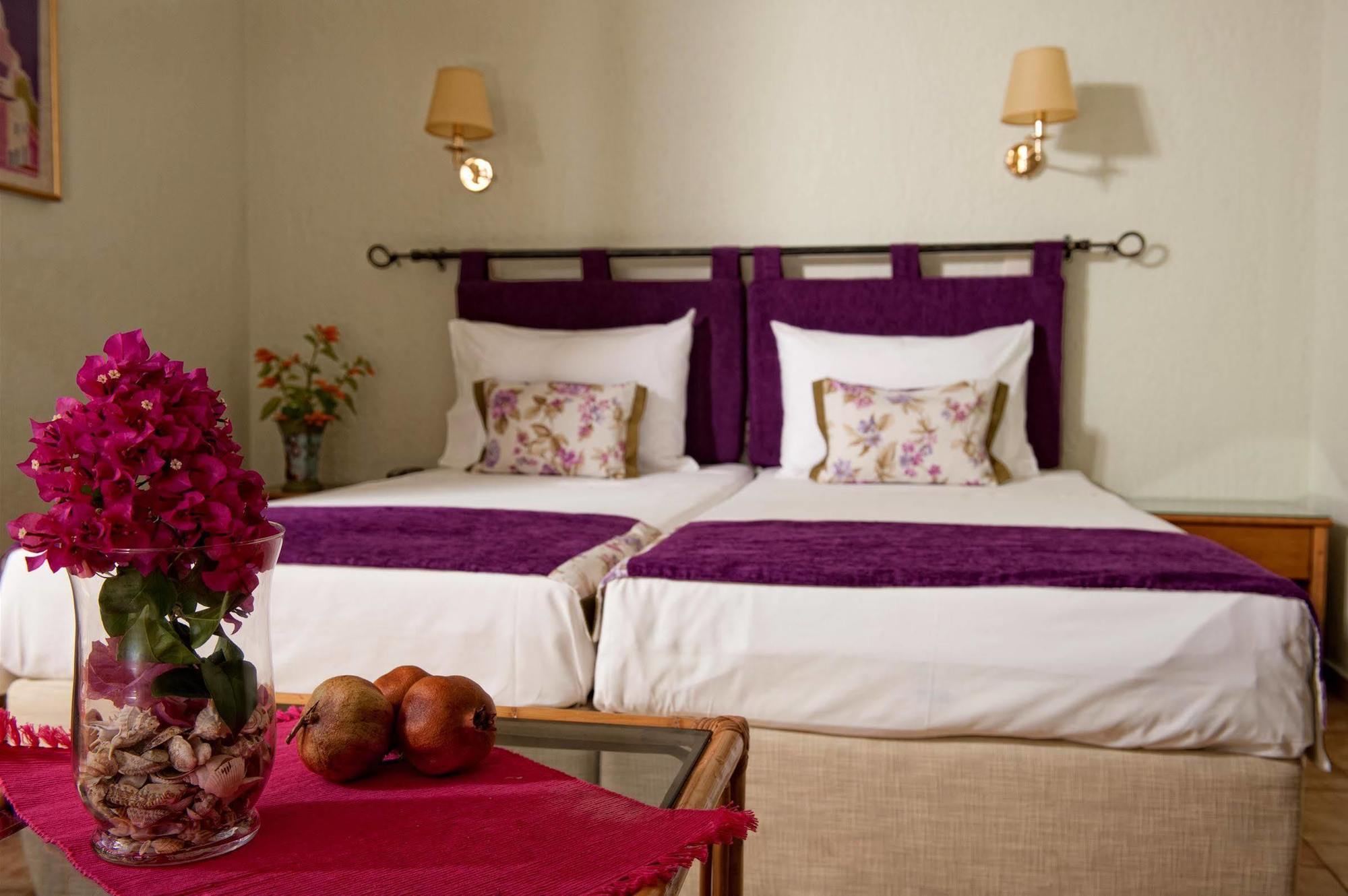 Malia Mare Hotel Bagian luar foto